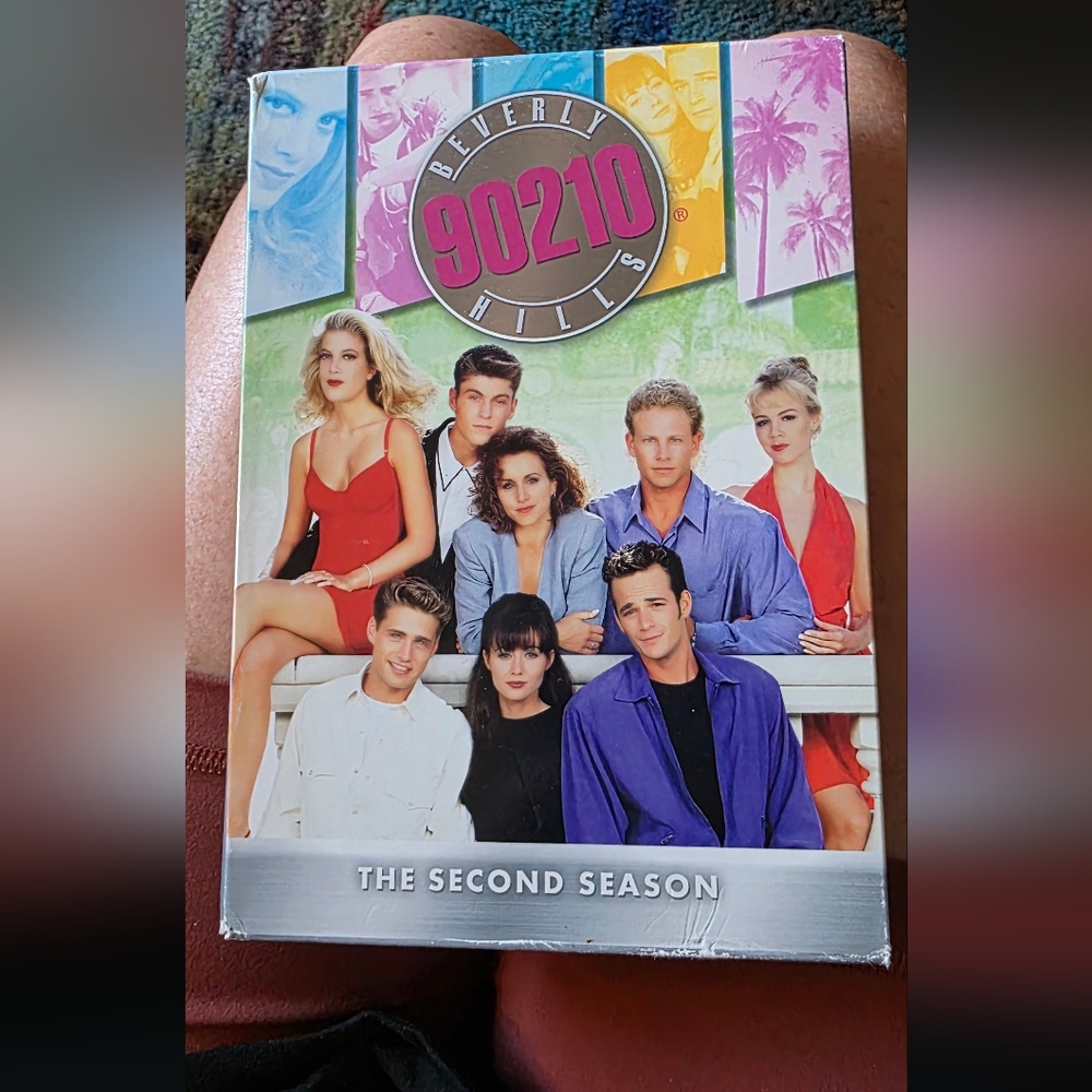 Beverly Hills 90210 Complete Second Season DVD set, 8 DVDs, Like New Condition
